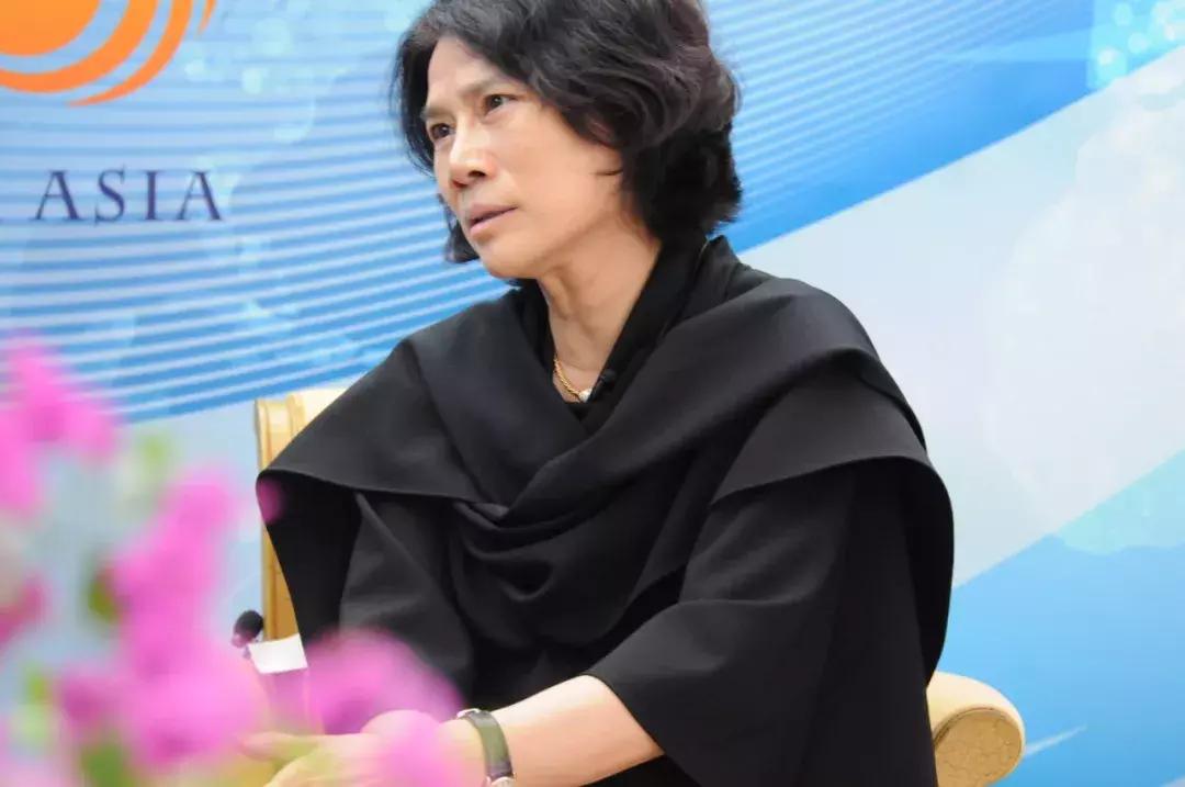 揭秘股票开头代码背后的秘密，小巷神秘股票小店的传奇故事